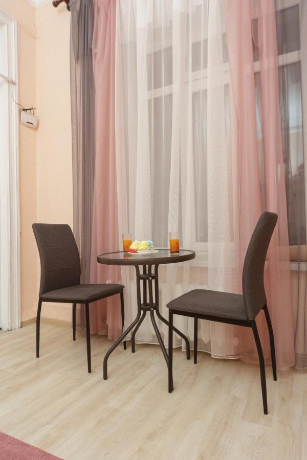 Comfortable Apartment In The Very Center Of Odessa Eksteriør bilde